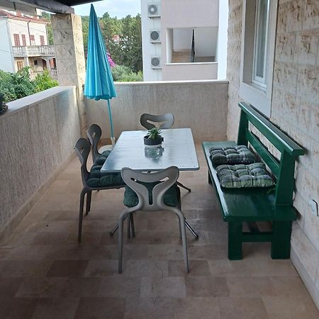 Apartments Marino - Near Family Friendly Beach スペタル エクステリア 写真